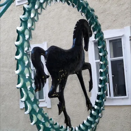Schwarzes Roessl Hotel Salzburg