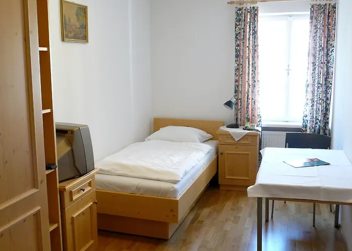 Schwarzes Roessl Hotel