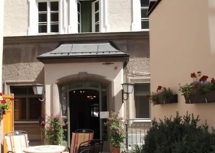 Schwarzes Roessl * Salzburg